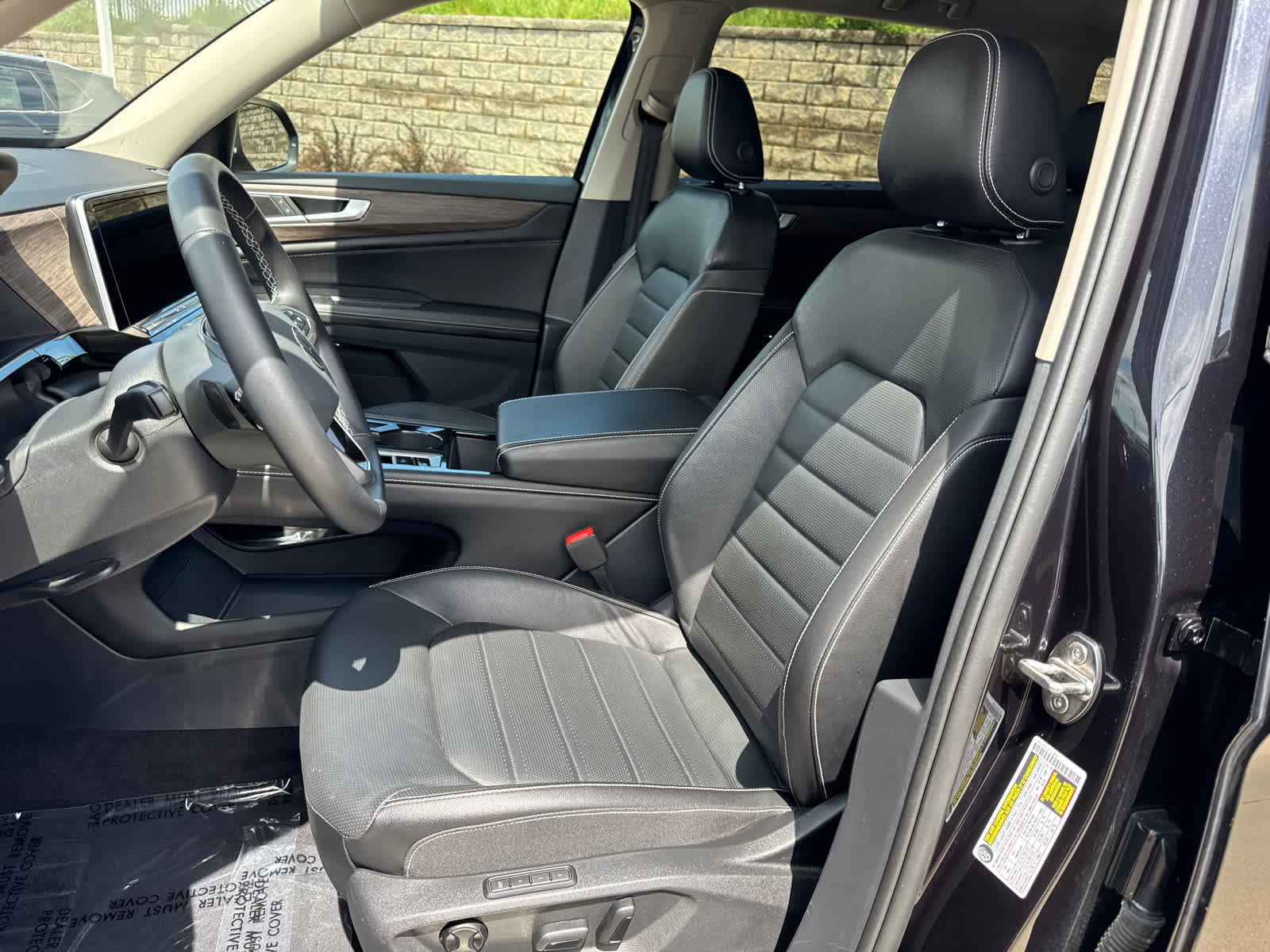 Certified 2024 Volkswagen Atlas SEL image 11