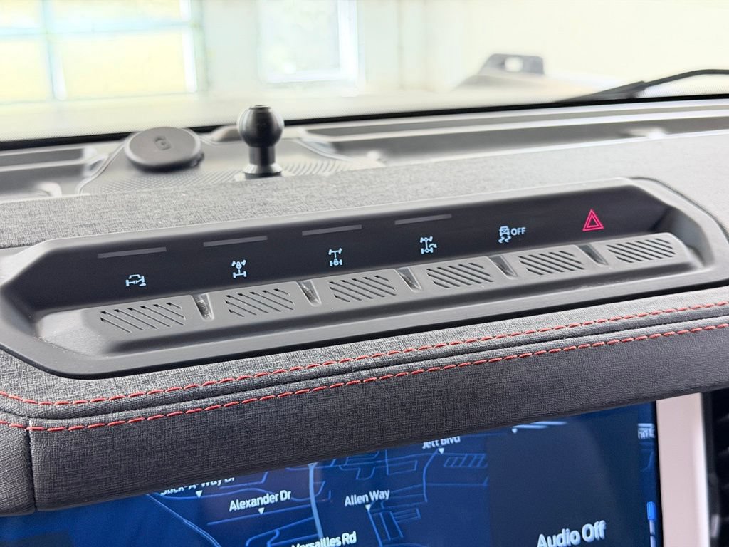 Used 2025 Ford Bronco Stroppe Edition AWD/4WD image 44