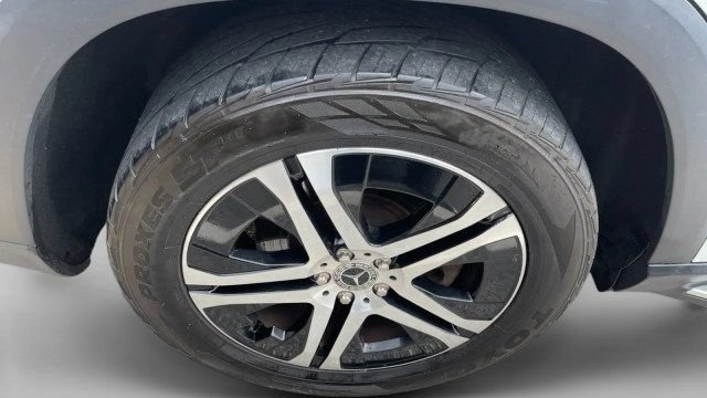 Used 2022 Mercedes-Benz GLS 450 4MATIC image 7