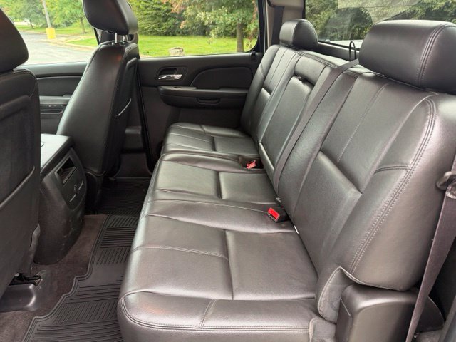 Used 2013 Chevrolet Silverado 2500 LTZ AWD/4WD image 19
