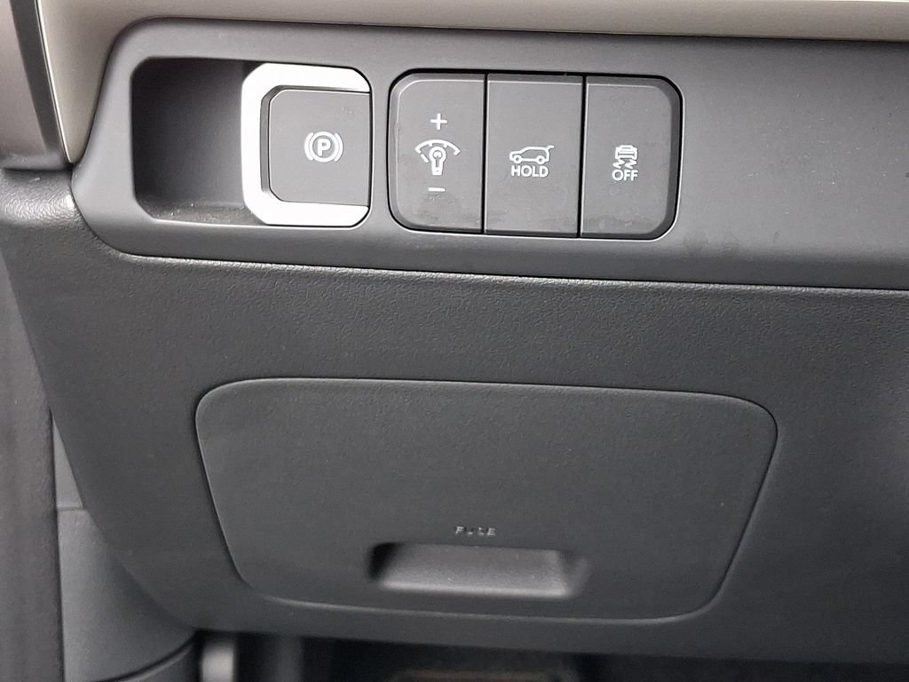 Used 2026 Hyundai Santa Fe SEL FWD image 23