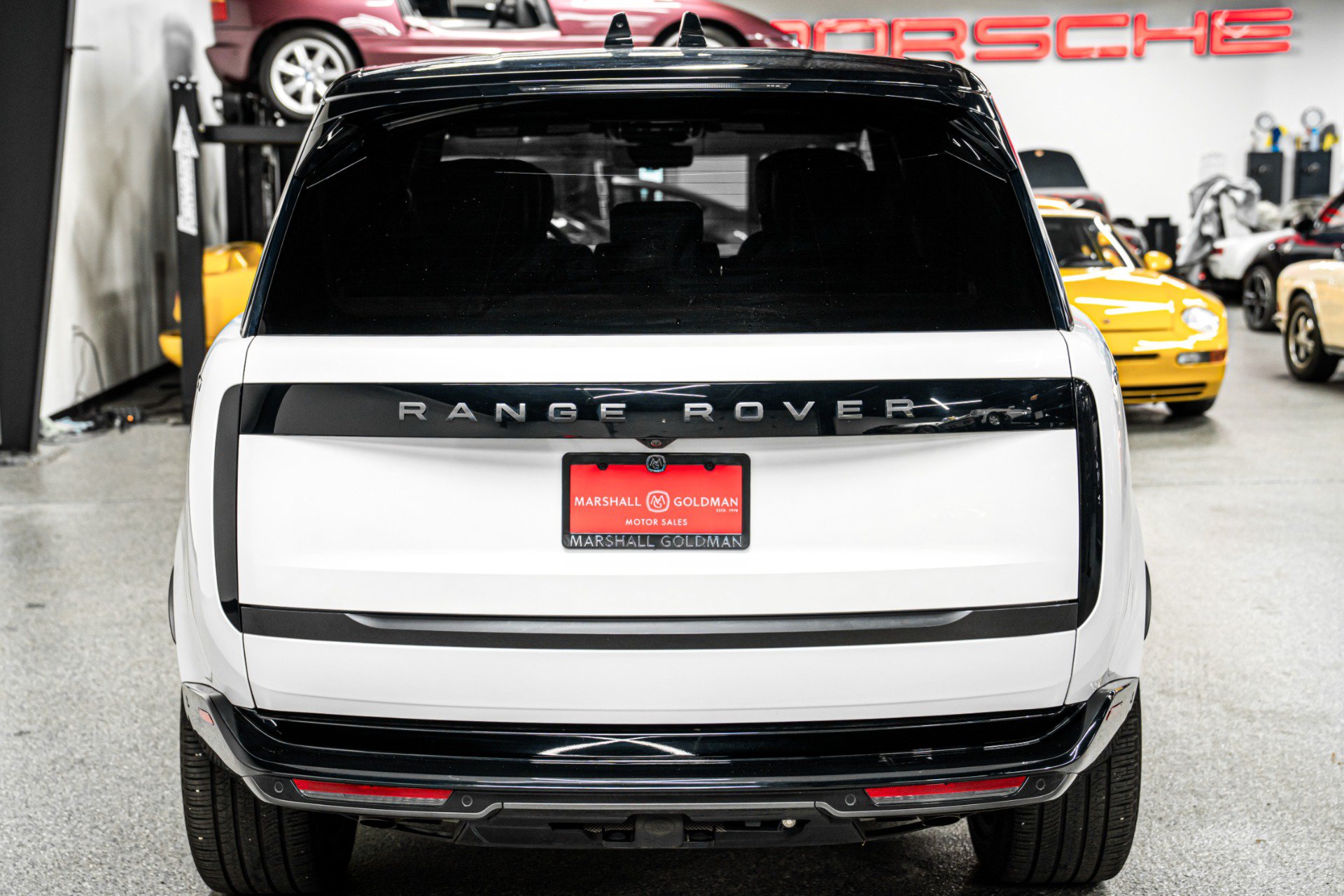 Used 2024 Land Rover Range Rover Autobiography AWD/4WD image 7