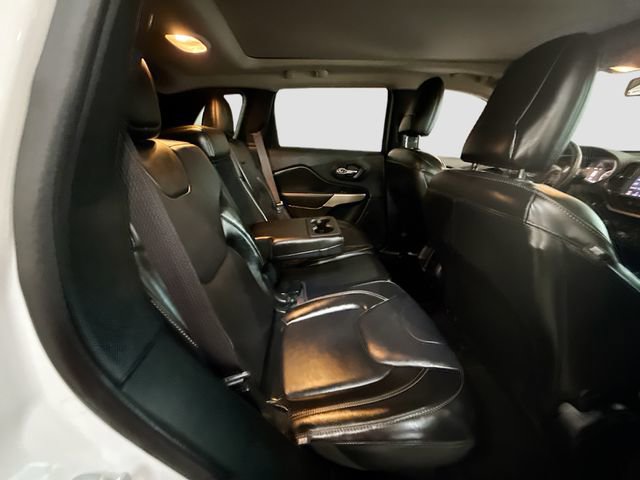 Used 2018 Jeep Cherokee Limited w/ High Altitude Package image 27