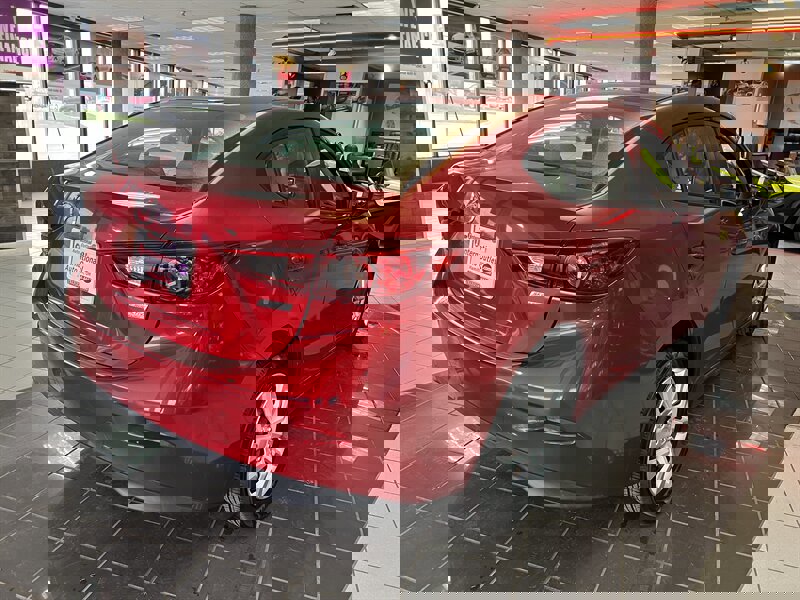 Used 2015 MAZDA MAZDA3 i Sport image 6