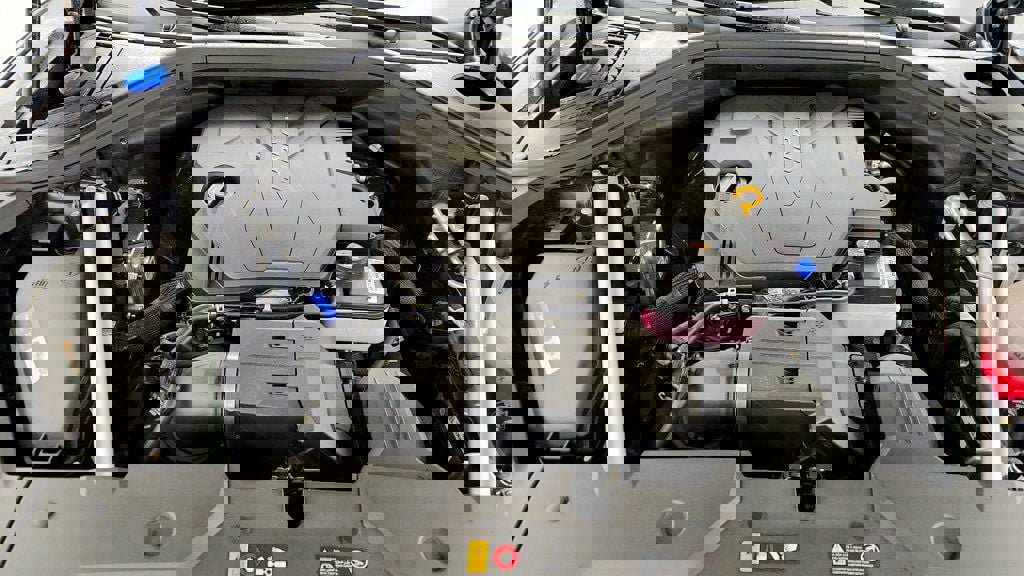 Used 2025 Genesis GV70 2.5T w/ Select Package image 29