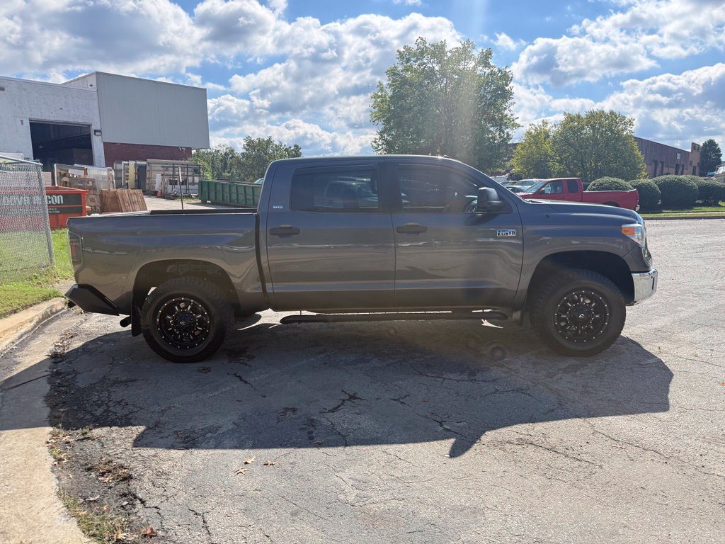 Used 2016 Toyota Tundra SR5 w/ TRD Off Road Package AWD/4WD image 5