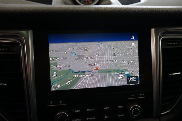 Used 2017 Porsche Macan S image 7