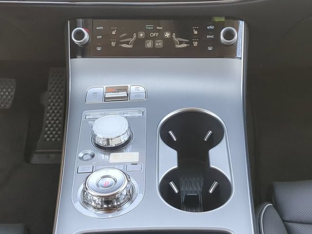 New 2026 Genesis GV70 2.5T Advanced AWD/4WD image 17