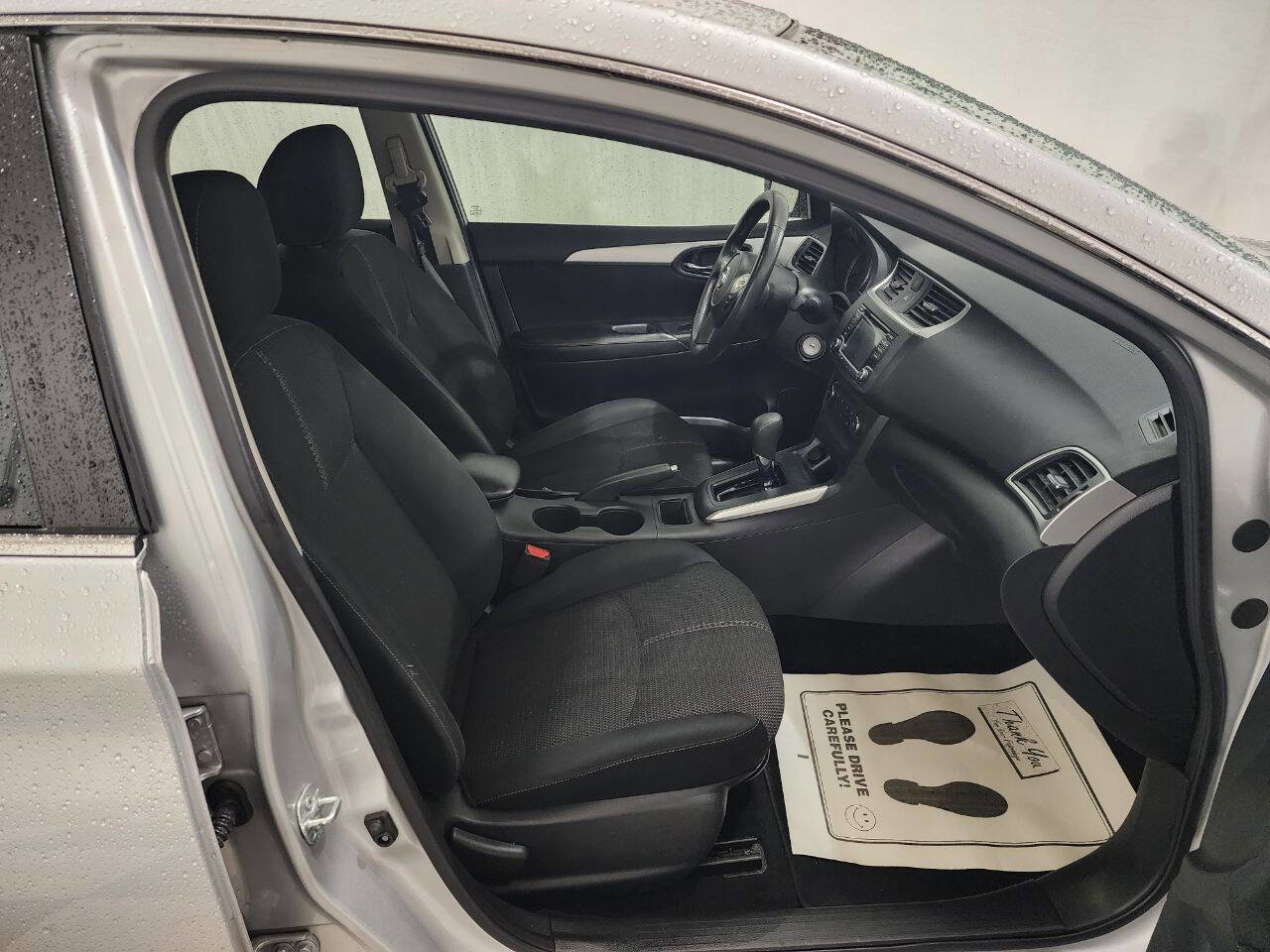 Used 2018 Nissan Sentra S image 23