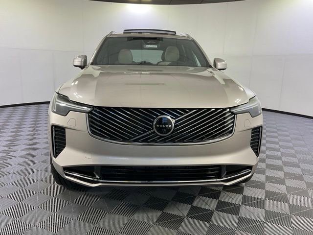 New 2026 Volvo XC90 B6 Plus image 2