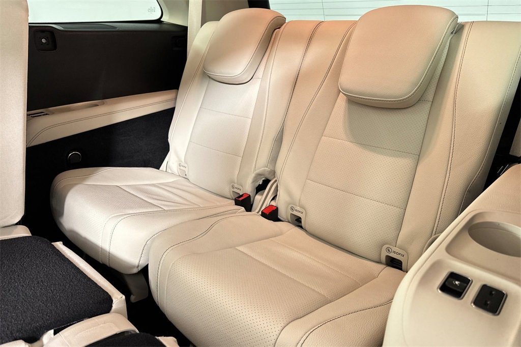 Certified 2023 Mercedes-Benz GLS 450 4MATIC image 17