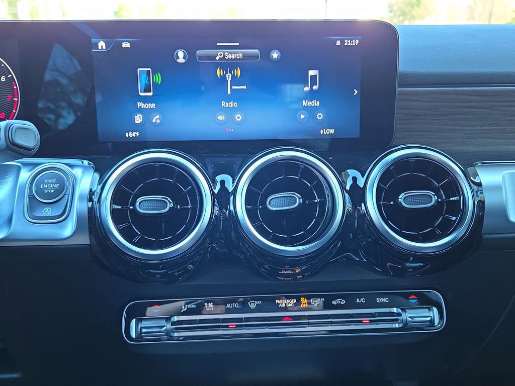 Used 2026 Mercedes-Benz GLB 250 GLB 250 image 24