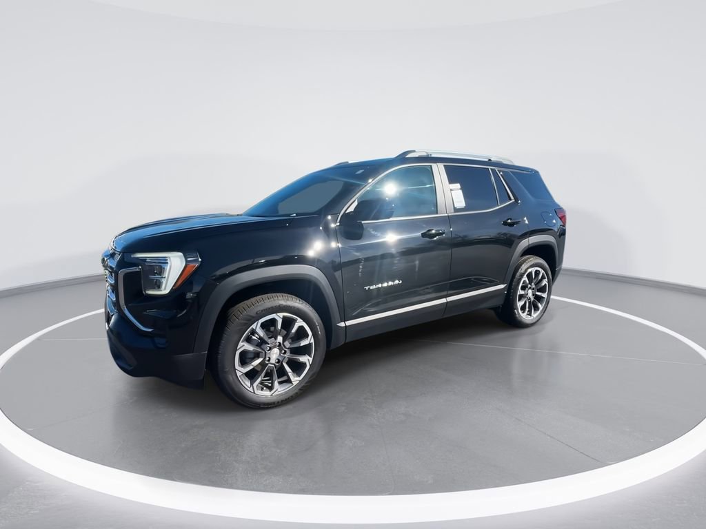 Used 2026 GMC Terrain Elevation w/ Elevation Premium Package image 4