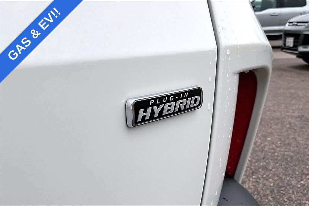 New 2026 Ford Escape SE w/ Class II Trailer Tow Package image 6