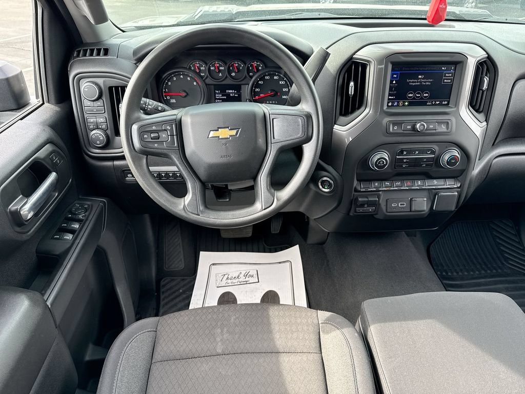 Used 2025 Chevrolet Silverado 2500 Custom w/ Custom Value Package AWD/4WD image 14