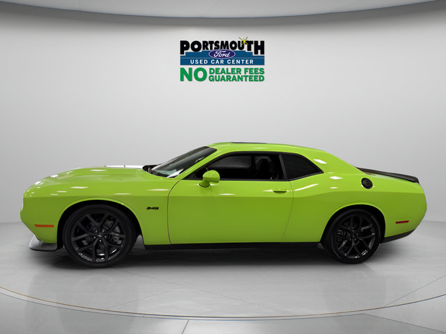 Used 2023 Dodge Challenger R/T w/ Blacktop Package RWD image 2