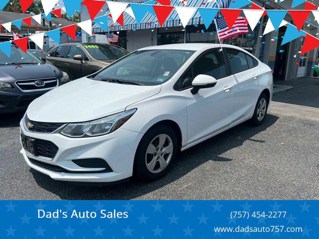 Used 2017 Chevrolet Cruze LS image 1