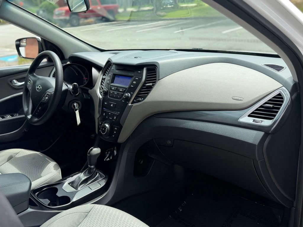 Used 2015 Hyundai Santa Fe Sport AWD/4WD image 16