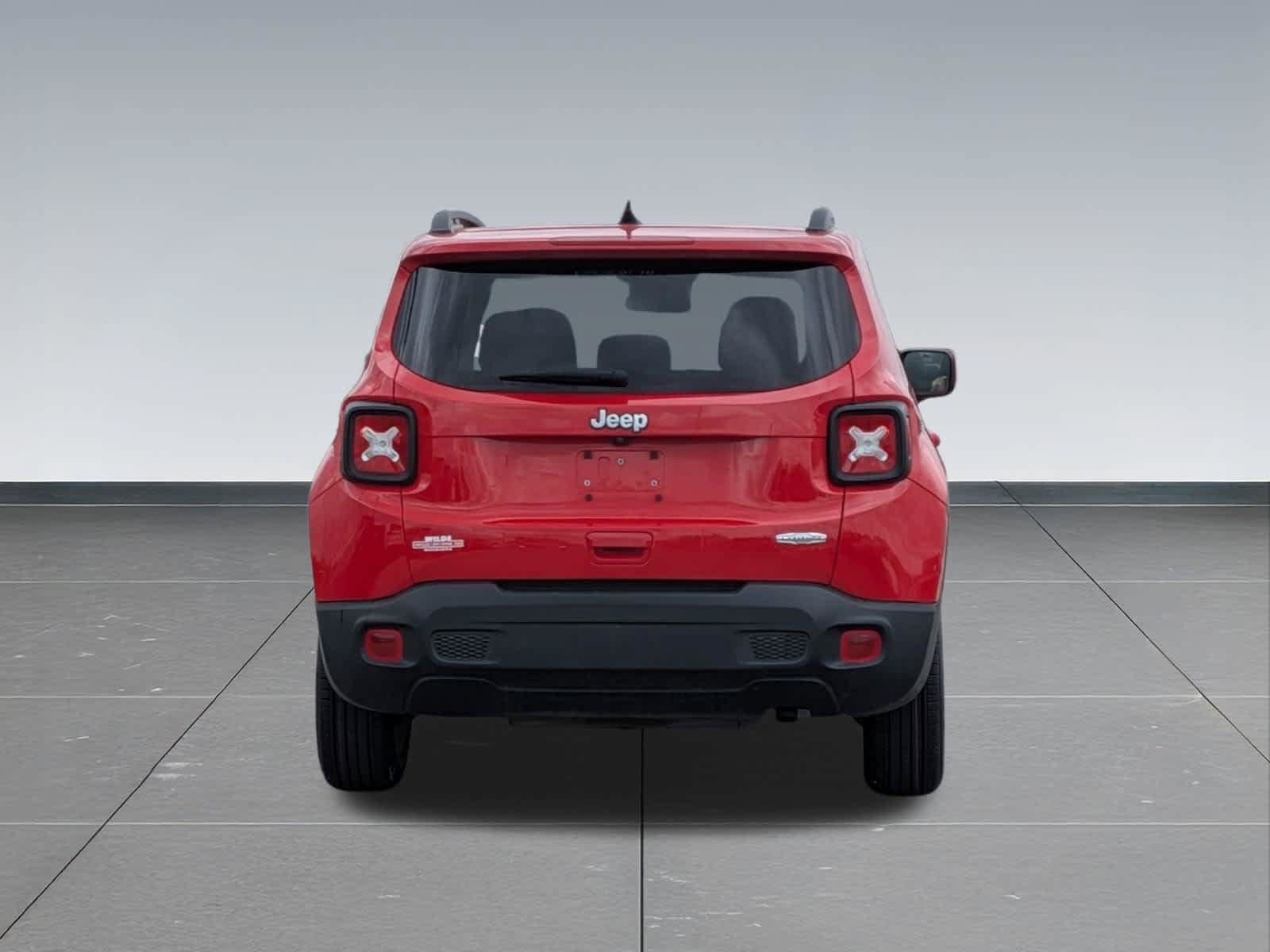 Certified 2020 Jeep Renegade Latitude FWD image 5