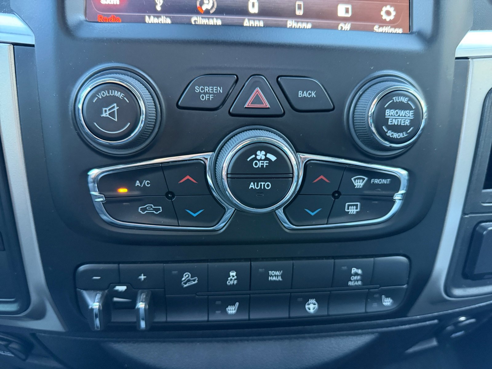 Used 2018 RAM 2500 Big Horn image 11