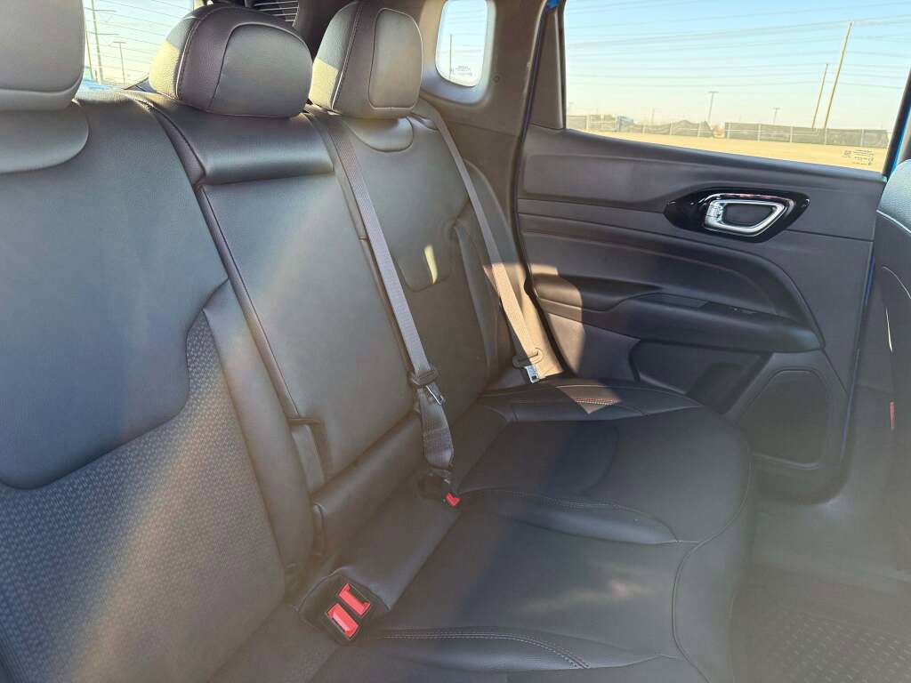 New 2026 Jeep Compass Trailhawk image 22