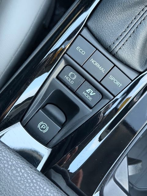 Certified 2025 Toyota Camry XLE AWD/4WD image 34