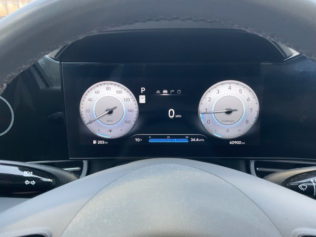 Used 2025 Hyundai Elantra SEL FWD image 16