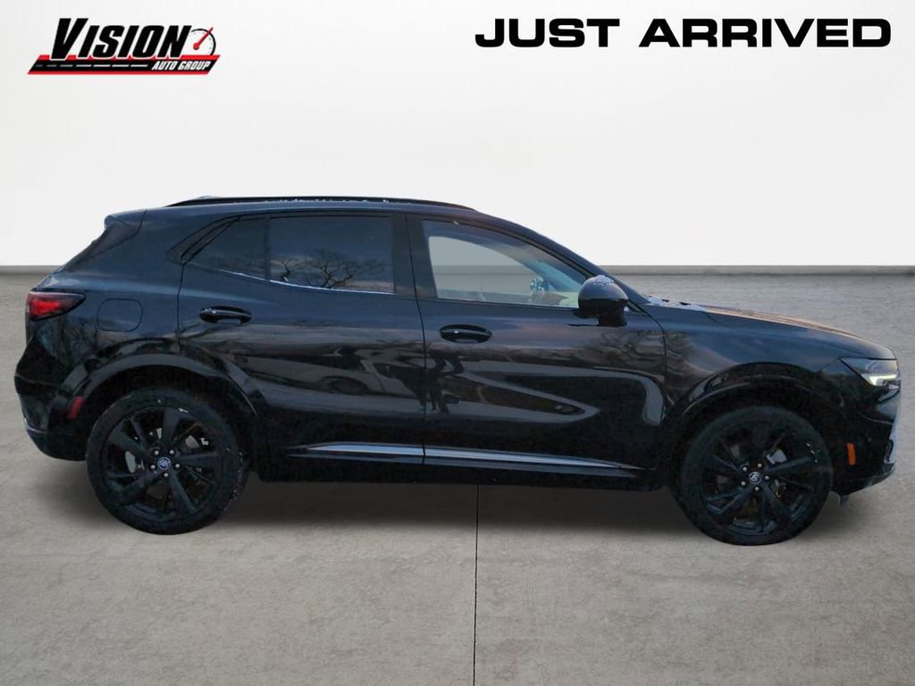 Used 2023 Buick Envision Essence w/ Sport Touring Package image 4