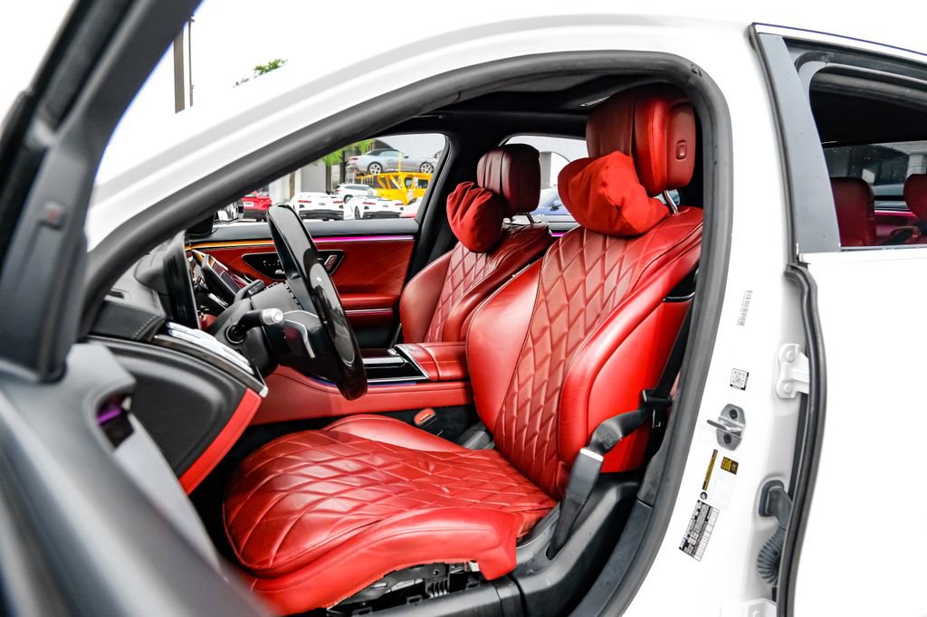 Used 2021 Mercedes-Benz S 580 4MATIC Sedan w/ AMG Line image 27