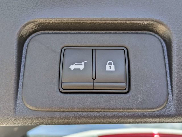 Used 2023 Nissan Rogue SV w/ SV Premium B Package FWD image 14