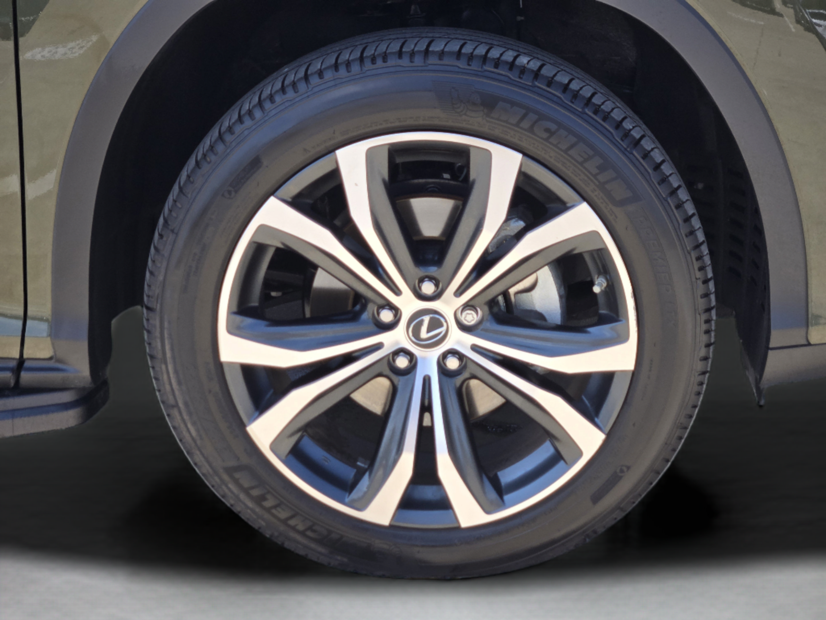Certified 2022 Lexus RX 350 FWD w/ Premium Package image 39