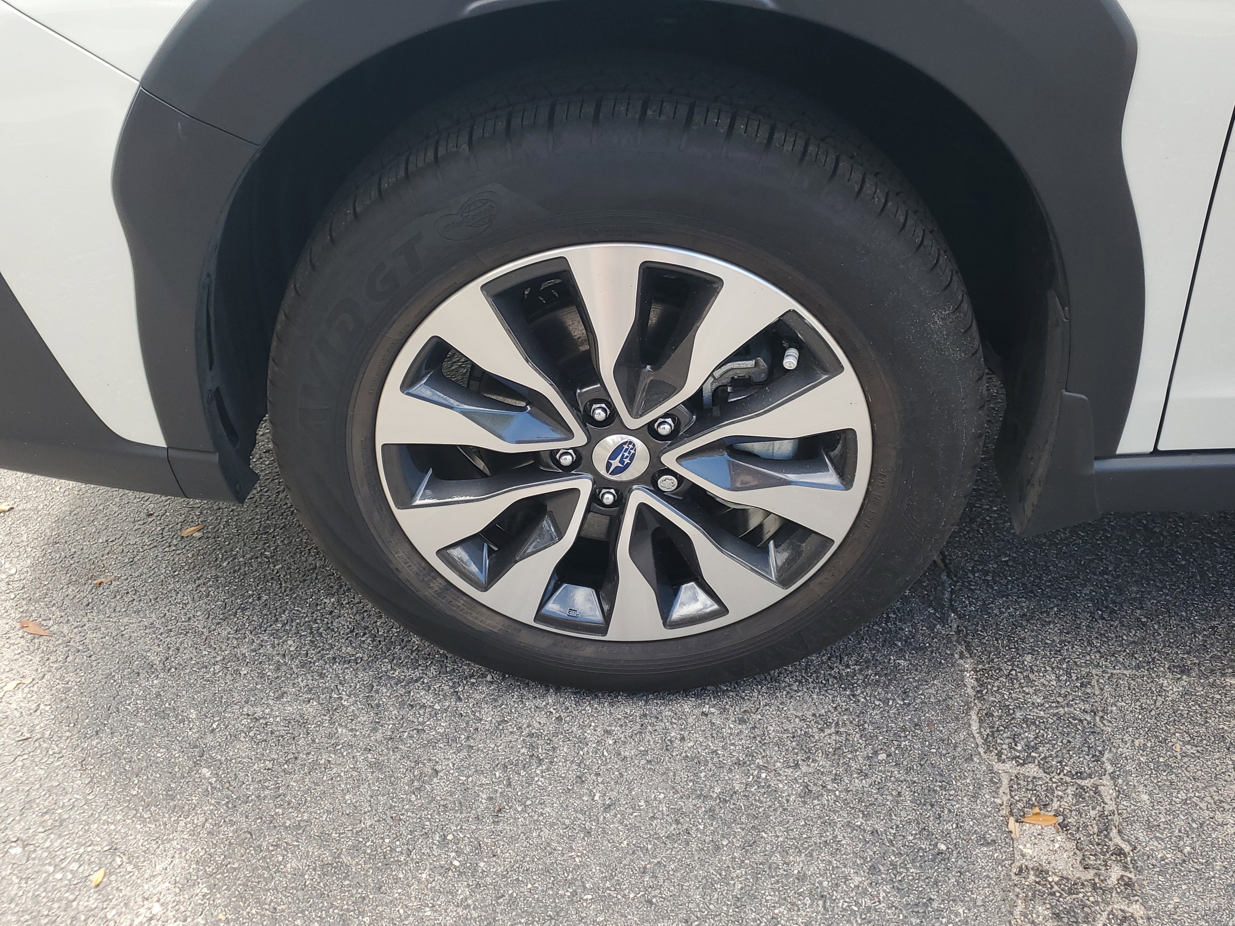 Used 2025 Subaru Outback Limited w/ Popular Package #2 image 4