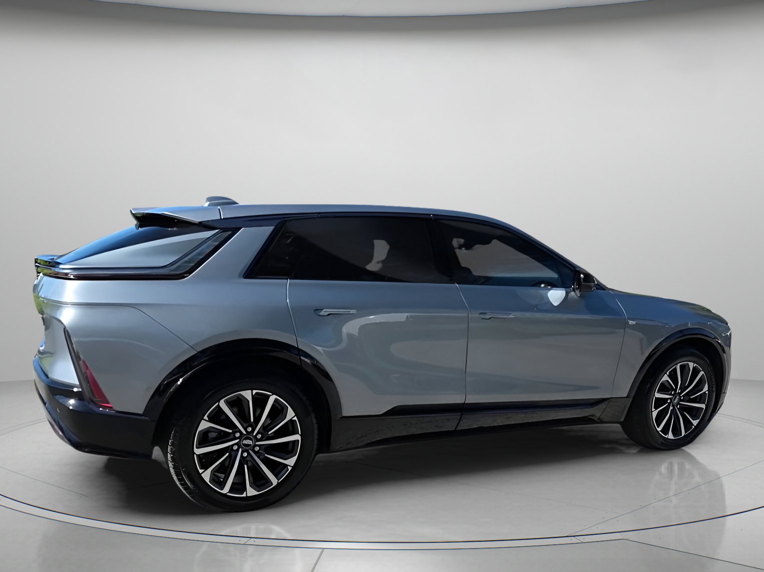 Used 2024 Cadillac Lyriq Sport image 30