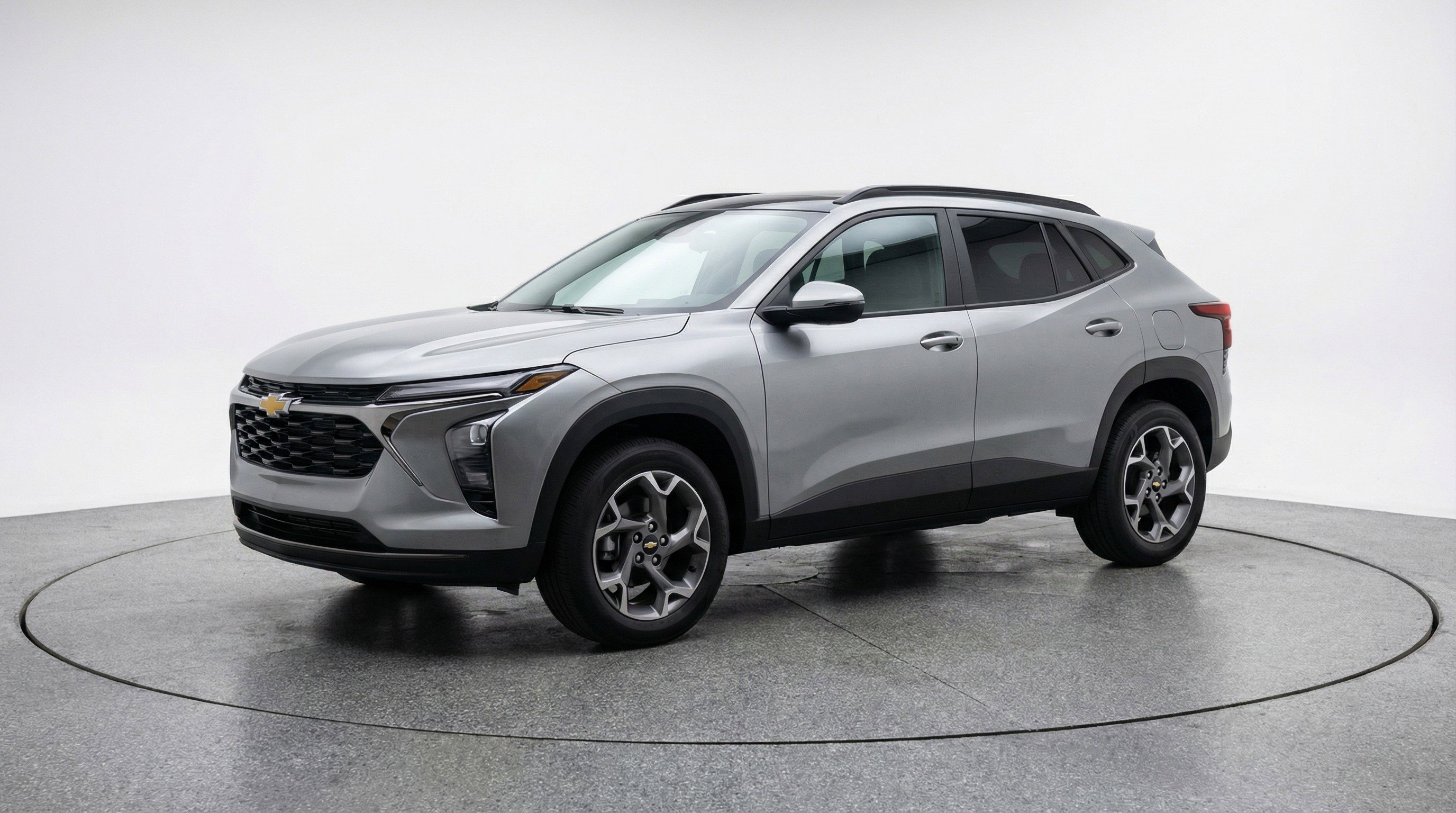 Used 2025 Chevrolet Trax LT image 3