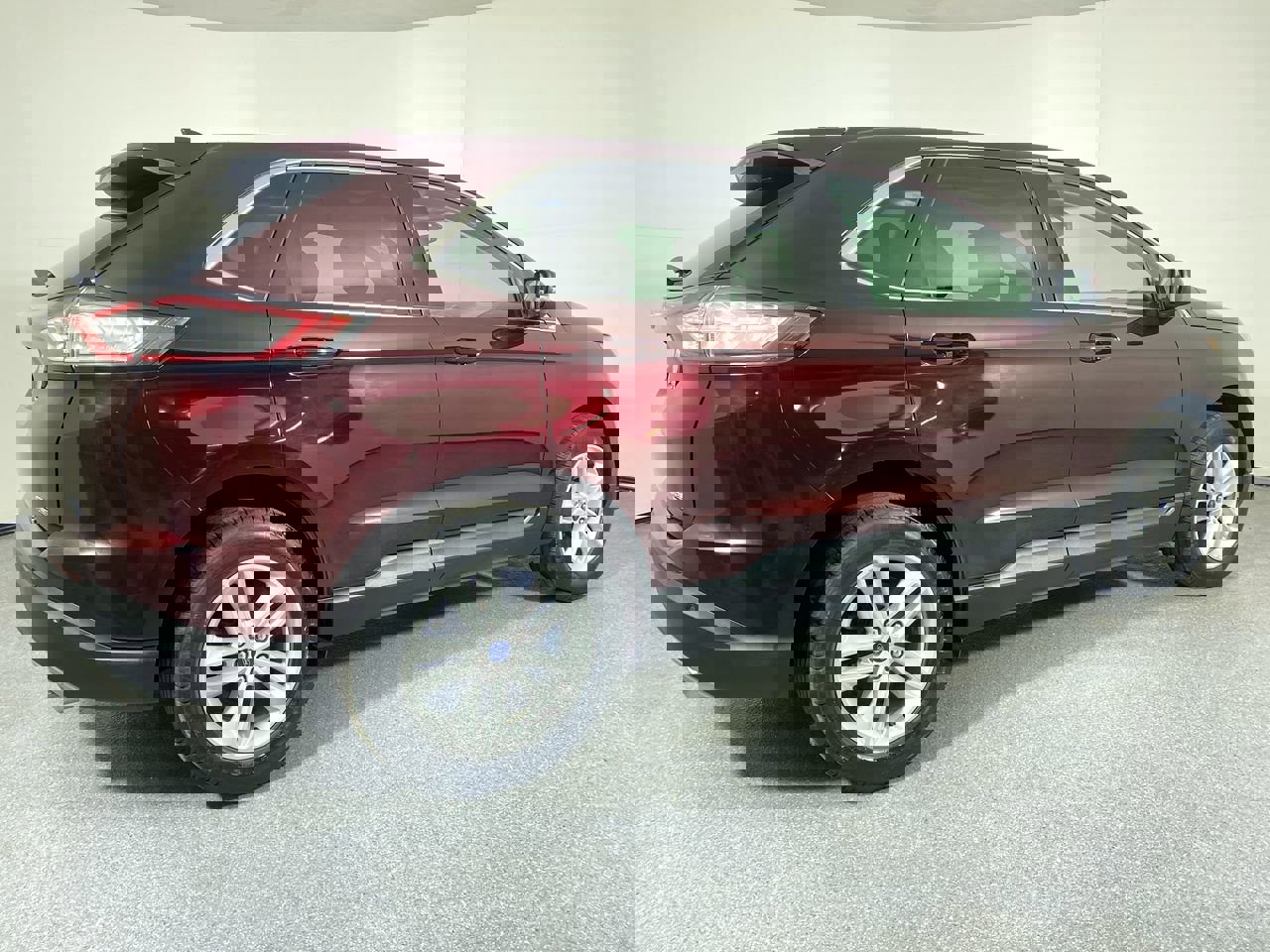 Used 2018 Ford Edge SEL w/ Equipment Group 201A image 36