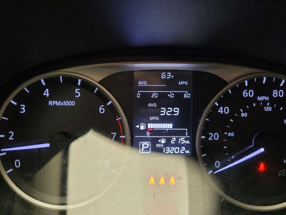 Used 2025 Nissan Versa S FWD image 23