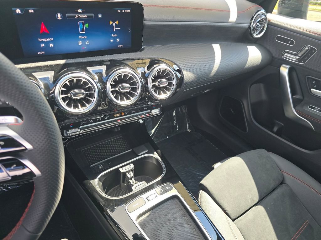 New 2026 Mercedes-Benz CLA 250 4MATIC image 29