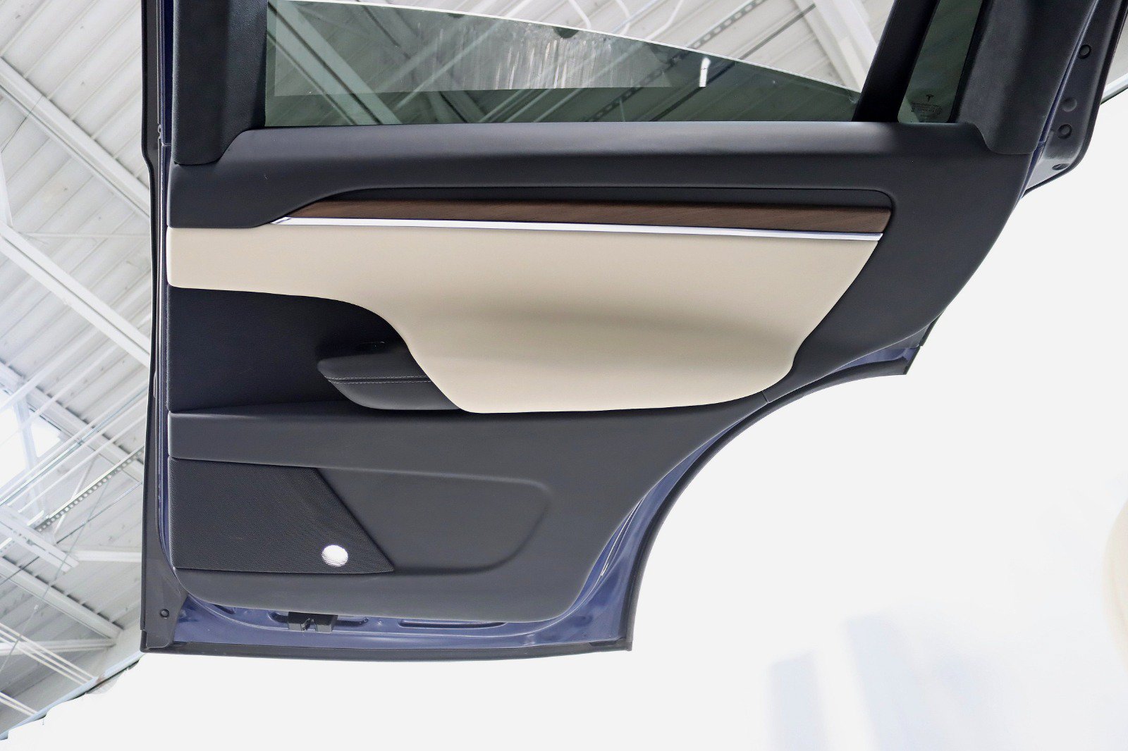Used 2023 Tesla Model X AWD/4WD image 38