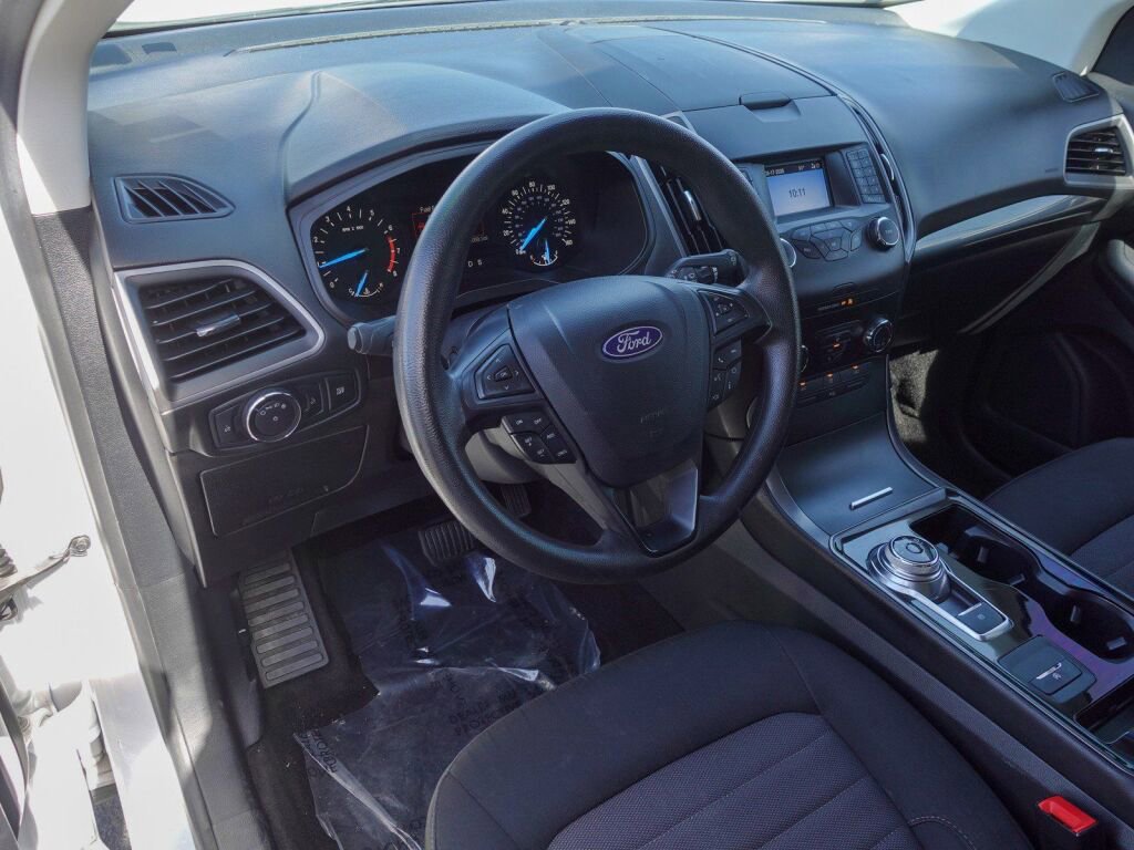 Used 2019 Ford Edge SE w/ SE Fleet Driver's Package image 10