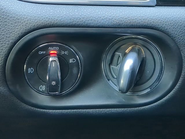 Used 2018 Porsche Macan image 29