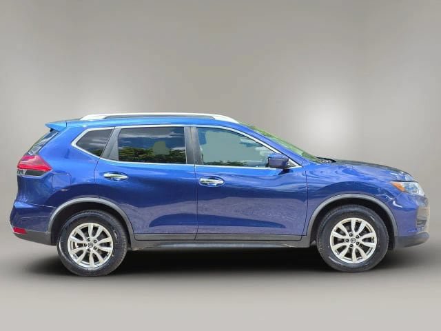 Used 2019 Nissan Rogue SV AWD/4WD image 4