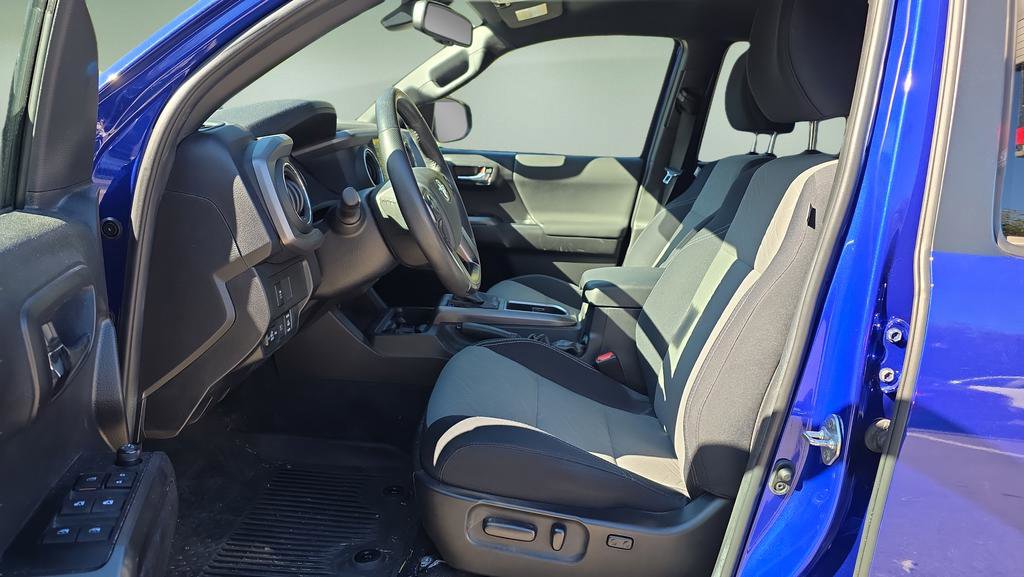 Used 2023 Toyota Tacoma TRD Sport image 10