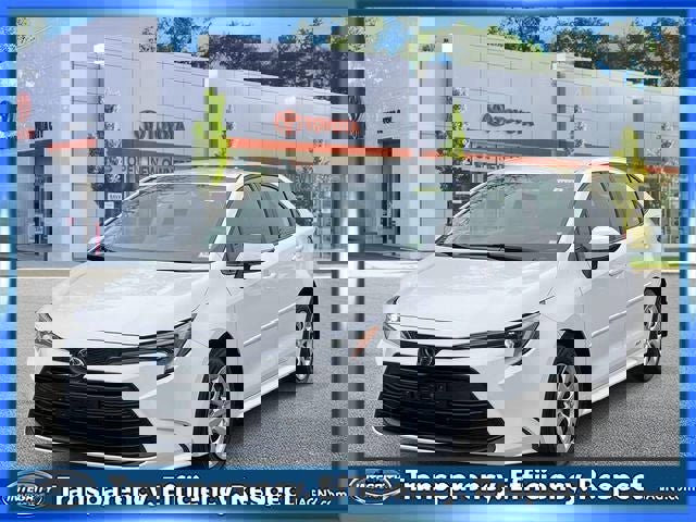 Certified 2024 Toyota Corolla LE image 4
