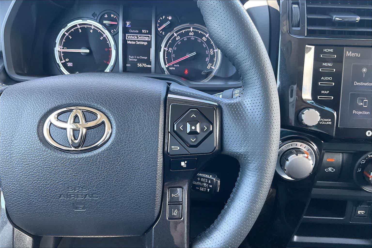 Used 2024 Toyota 4Runner TRD Off-Road Premium w/ Off Road Premium Plus Package AWD/4WD image 25