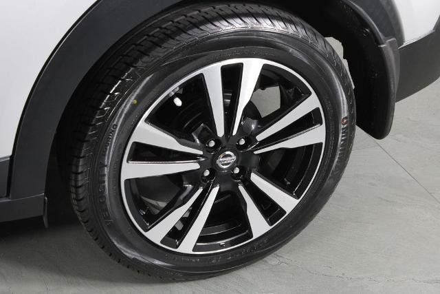 Certified 2020 Nissan Kicks SV w/ Exterior Package FWD image 13