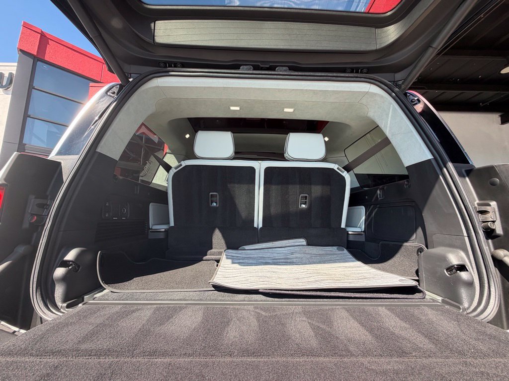 Used 2023 Rivian R1S Adventure Quad AWD/4WD image 13