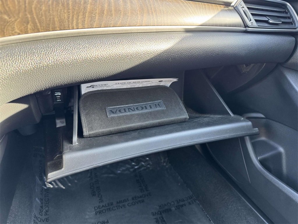 Certified 2022 Honda Accord EX-L image 32