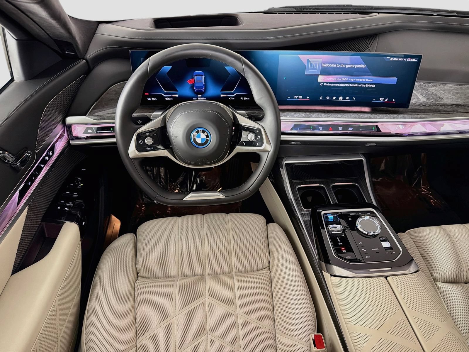 Certified 2024 BMW i7 eDrive50 w/ Executive Package RWD image 24