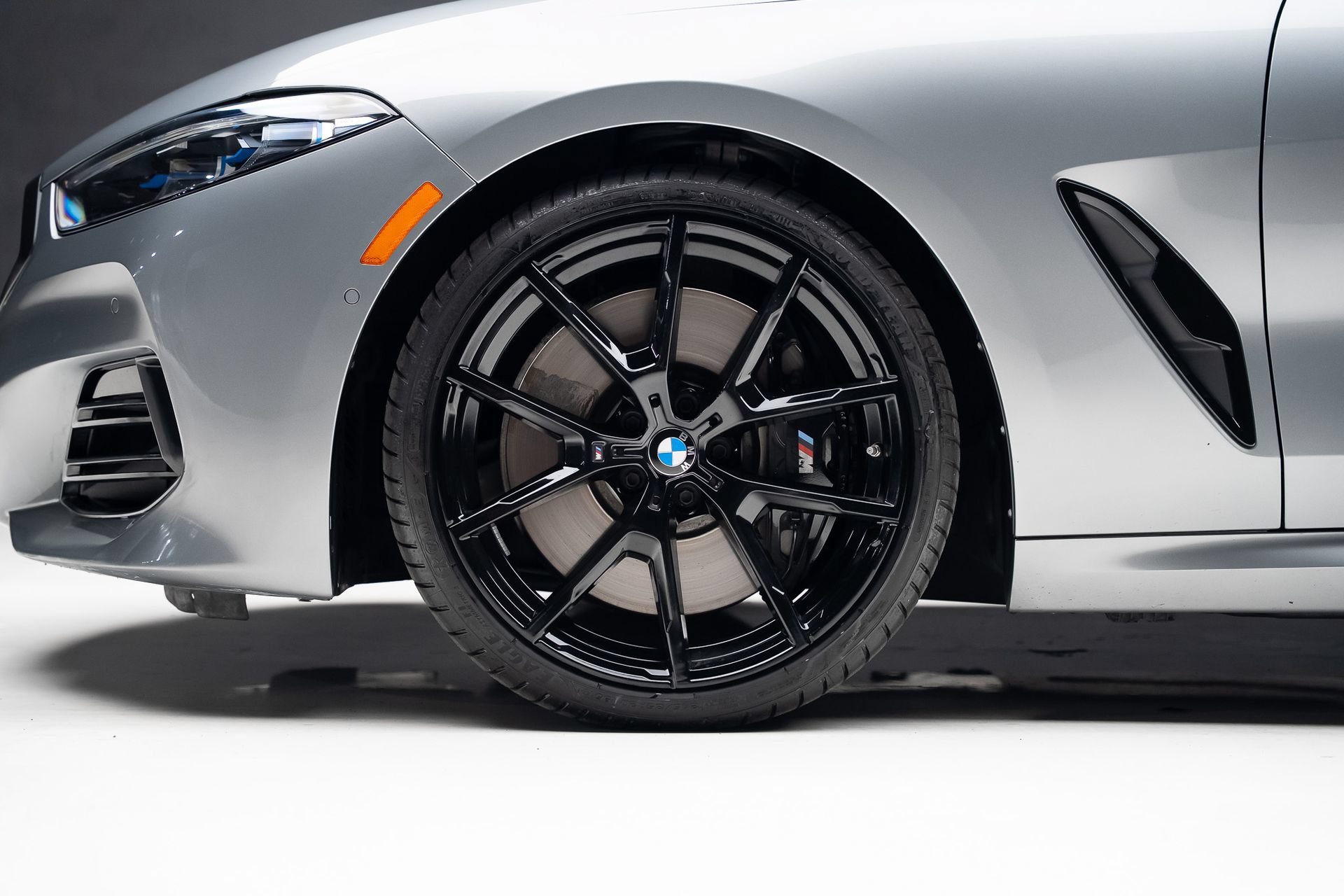 Used 2024 BMW 840i Convertible w/ M Sport Professional Package RWD image 21