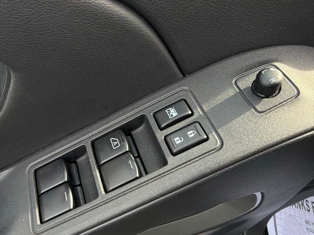 Certified 2025 Nissan Frontier SV image 20